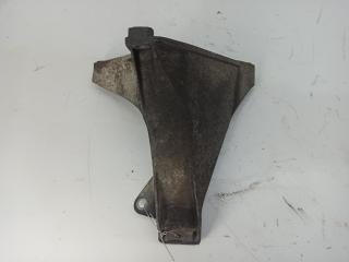 кронштейн двигателя Audi A4 B5 1995, 1.8 л., бензин, МКПП, синий, седан, 4D0198309F
