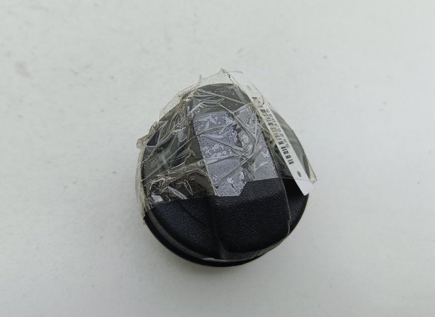 пробка топливного бака Audi A4 B5 1996, 1.8 л., бензин, АКПП, серый, универсал, 1H0201553B