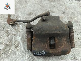 суппорт передний правый Nissan Primera P10 1993, 2.0 л., бензин, МКПП, серый, седан