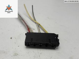 разъем (фишка) проводки Volkswagen Golf 3 поколение 1996, 1.9 л., дизель, МКПП, красный, хетчбэк 5 дв., 1H0953637