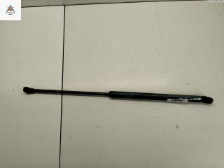 амортизатор крышки багажника (3-5 двери) Volkswagen Golf 4 поколение 2000, 1.6 л., бензин, МКПП, зелёный, хетчбэк 5 дв., 1J6827550