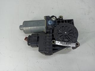 моторчик стеклоподъемника передний левый Audi A6 4B/C5 1999, 1.9 л., МКПП, универсал, 4B0959801