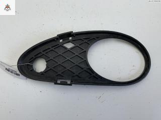 заглушка (решетка) в бампер Mercedes-Benz C-Класс W203/S203/CL203 2002, 2.2 л., дизель, АКПП, серый, универсал, 2038850523