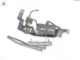 крепление фары левой Land Rover Range Rover 3 поколение 2003, 3.0 л., дизель, АКПП, синий, внедорожник 5 дв., 1301329336