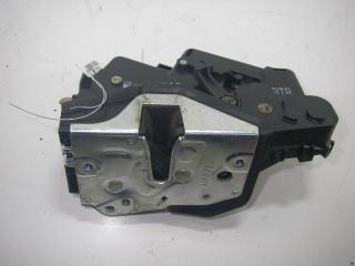 замок двери передней правой BMW 3 E46 1999, 1.9 л., бензин, МКПП, чёрный, универсал, 8206408