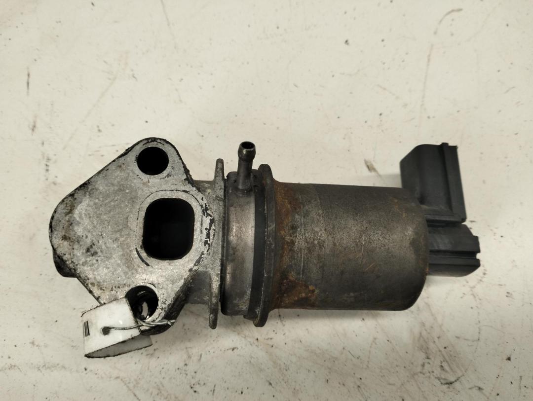 клапан EGR Volkswagen Passat B5+ (GP) 2001, 1.6 л., бензин, МКПП, серый, универсал, 03B131501