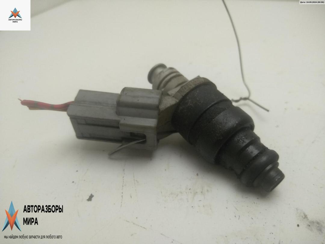 форсунка Mitsubishi Colt 6 поколение (Z20/Z30) 2004, 1.5 л., бензин, МКПП, чёрный, хетчбэк 5 дв., MR988977 - фото №1