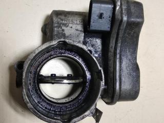 заслонка дроссельная Volkswagen Passat B6 2007, 2.0 л., дизель, МКПП, серый, седан, 03G128063B