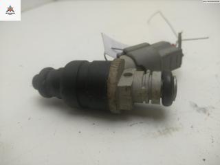 форсунка Mitsubishi Colt 6 поколение (Z20/Z30) 2004, 1.5 л., бензин, МКПП, чёрный, хетчбэк 5 дв., MR988977