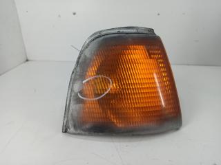 Поворотник (указатель поворота) правый Audi 80 8A/B3 1989, 1.8 л., бензин, МКПП, чёрный, седан, 893959454