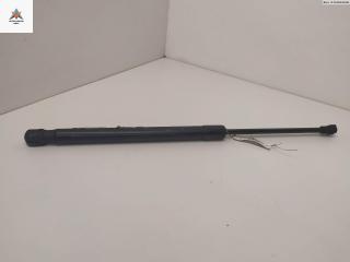 амортизатор крышки багажника (3-5 двери) BMW 1 серия E81/E82/E87/E88 2006, 2.0 л., дизель, МКПП, чёрный, хетчбэк 5 дв., 7060622