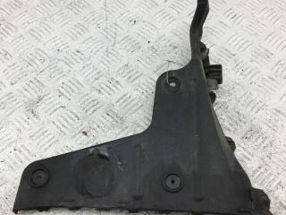 кронштейн заднего бампера Audi A4 B7 2007, 2.0 л., TFSI, бензин, МКПП, красный, универсал, 8E9807454A
