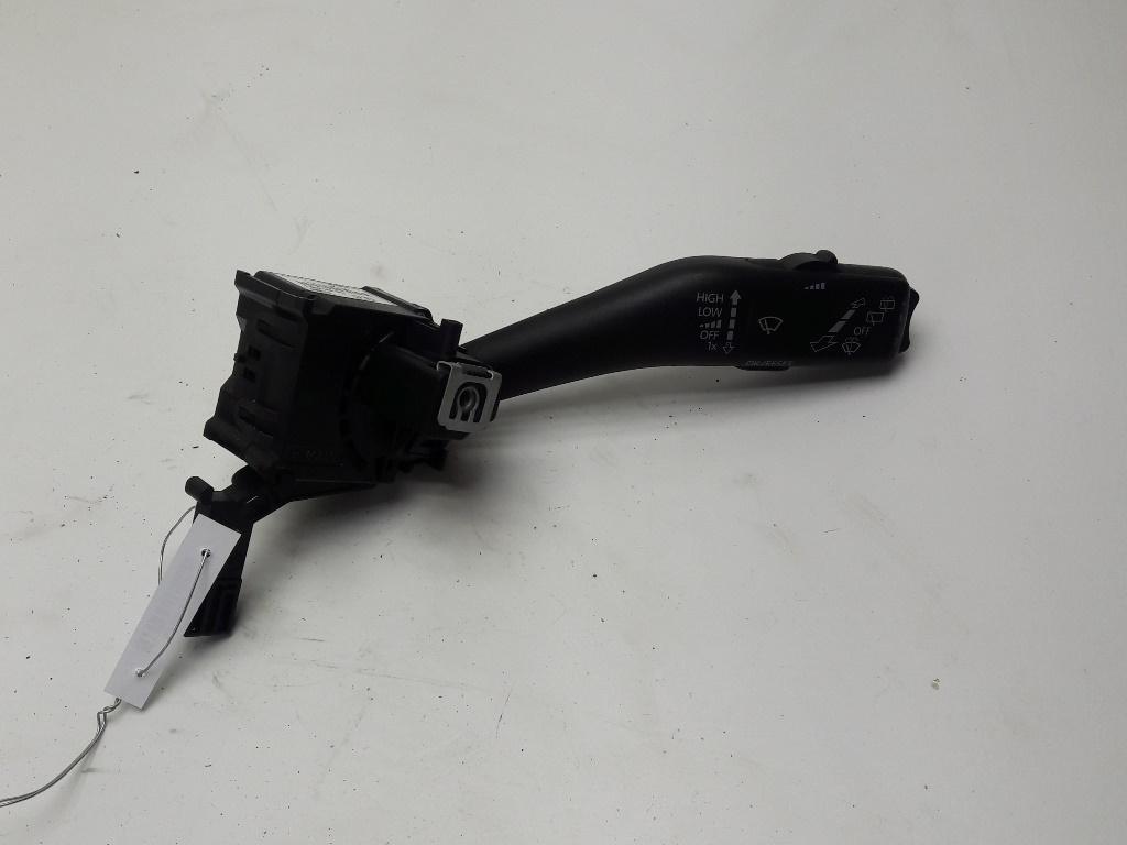 переключатель дворников Skoda Octavia mk2 (A5 1Z) 2008, 1.9 л., дизель, МКПП, серый, хетчбэк 5 дв., 1K0953519J - фото №1
