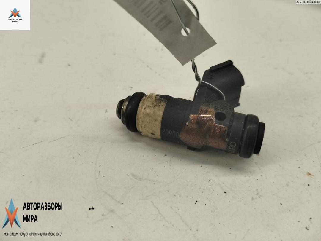 форсунка Volkswagen Polo 4 поколение 2003, 1.4 л., бензин, МКПП, красный, хетчбэк 5 дв., 036906031M - фото №1