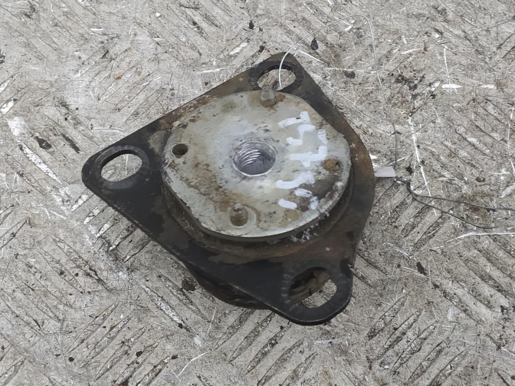 кронштейн (крепление) Audi 100 4A/C4 1992, 2.8 л., бензин, МКПП, жёлтый, седан, 4A0399420 - фото №1