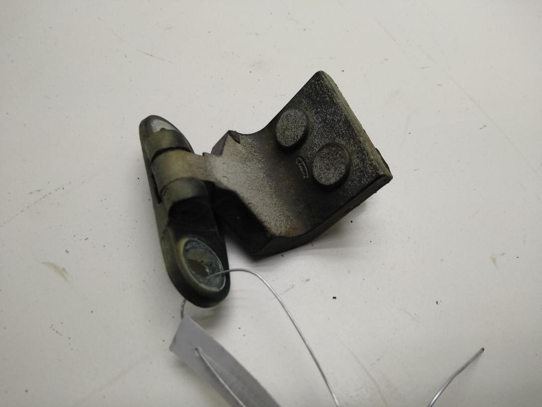 петля крышки багажника Volkswagen Sharan 2001, чёрный, минивэн, 7M3827301
