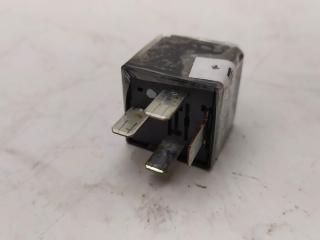 реле бензонасоса Opel Astra H/Family [рестайлинг] 2006, 1.9 л., дизель, МКПП, серый, универсал, 13171831