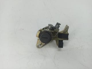 Личинка замка багажника Audi A4 B6 2001, 3.0 л., бензин, МКПП, синий, седан, 8E0827573