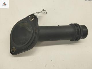 корпус термостата Volkswagen Passat B5 1997, 1.6 л., бензин, МКПП, зелёный, седан, 06B121121