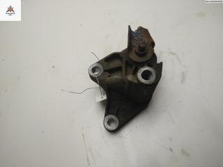 кронштейн КПП Ford Focus 2 поколение [рестайлинг] 2007, 1.6 л., i, бензин, МКПП, синий, хетчбэк 5 дв., 1306901, 3M516P093DC