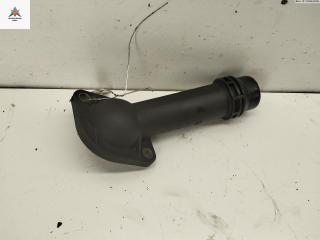 корпус термостата Volkswagen Passat B5 1998, 1.6 л., бензин, МКПП, чёрный, универсал, 06B121121