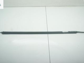 Молдинг стекла двери задней правой наружный Ford Mondeo 2 поколение 1999, 2.5 л., бензин, МКПП, серый, универсал