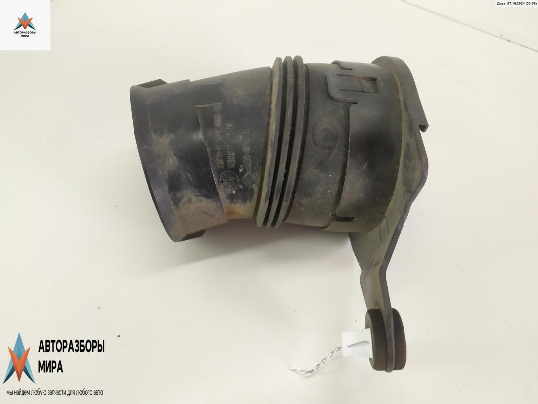 воздуховод BMW 5 серия E60/E61 2006, 2.5 л., бензин, АКПП, серый, универсал, 13717521016 - фото №1