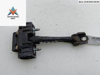 Ограничитель открывания двери задней Opel Astra H/Family [рестайлинг] 2005, хетчбэк 5 дв., 13107851