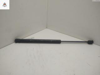 амортизатор крышки багажника (3-5 двери) Chevrolet Kalos 1 поколение 2005, 1.4 л., бензин, МКПП, чёрный, хетчбэк 5 дв.