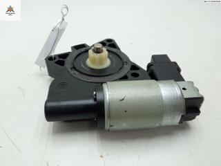 моторчик стеклоподъемника передний правый Mazda 6 GG [рестайлинг] 2005, 2.0 л., бензин, МКПП, красный, хетчбэк 5 дв., GJ6A5858X