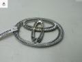эмблема Toyota Corolla 9 поколение (E120/E130) 2003, 2.0 л., дизель, МКПП, серый, хетчбэк 5 дв., 3280T010 - фото №2