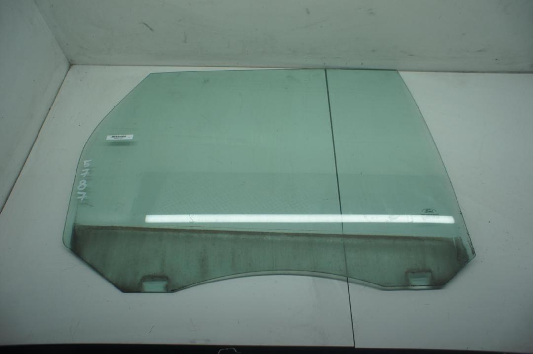 стекло двери задней правой Ford Focus II 2007, 1.6 л., i, бензин, МКПП, красный, универсал, AS2