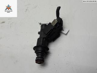 форсунка Volkswagen Polo 3 поколение 1999, 1.4 л., бензин, МКПП, зелёный, универсал, 030906031L