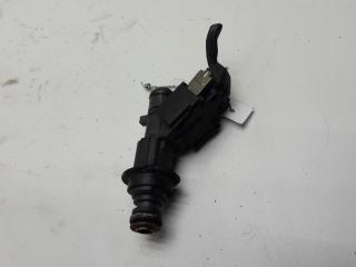 форсунка Volkswagen Polo 3 поколение 1999, 1.4 л., бензин, МКПП, зелёный, универсал, 030906031L