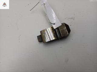 коромысло клапана (рокер) Opel Vectra B 1996, 1.6 л., бензин, МКПП, зелёный, седан