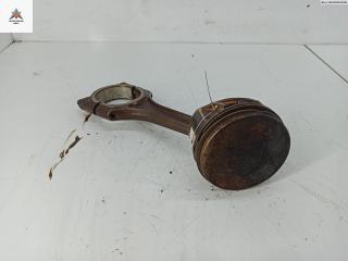 поршень Audi A4 B5 1997, 2.4 л., бензин, МКПП, синий, универсал, 81L4