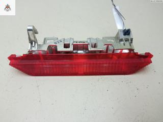 стоп-сигнал Toyota Yaris P1 2000, 1.0 л., бензин, МКПП, серый, хетчбэк 3 дв.