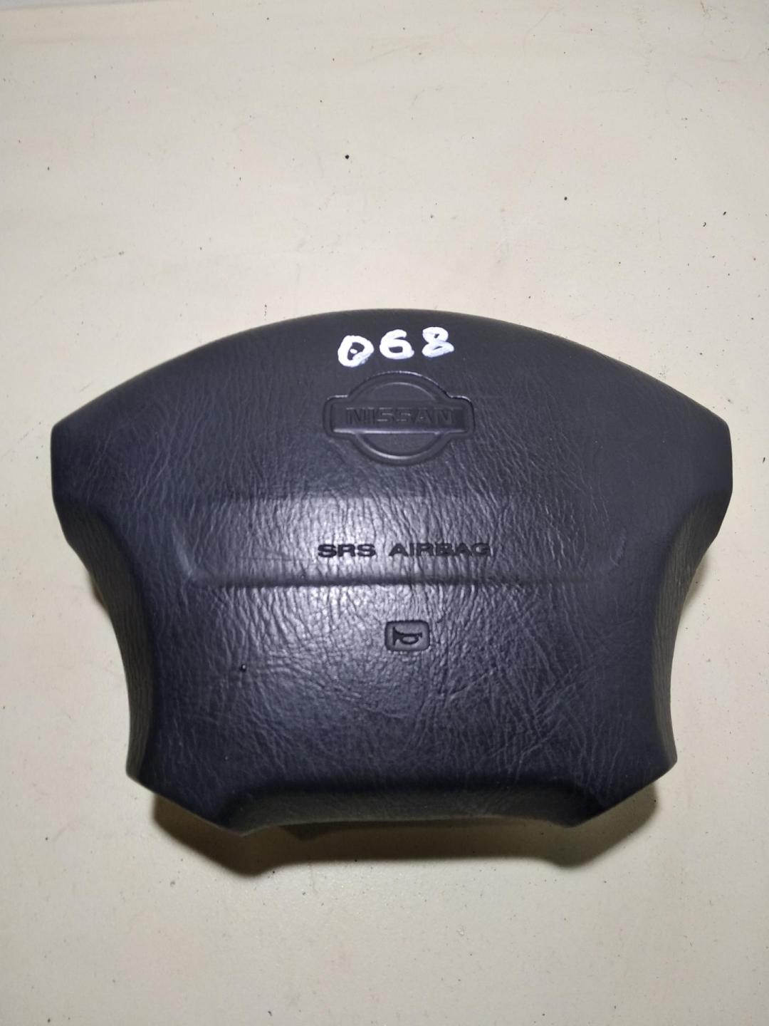 подушка безопасности водителя Nissan Almera N15 1996, 1.4 л., бензин, МКПП, чёрный, хетчбэк 3 дв.