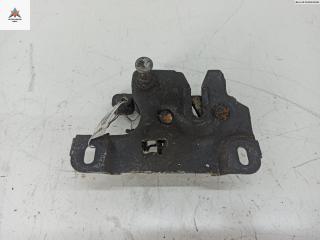 замок капота Audi A4 B5 1997, 1.8 л., бензин, АКПП, синий, универсал, 8D0823509L