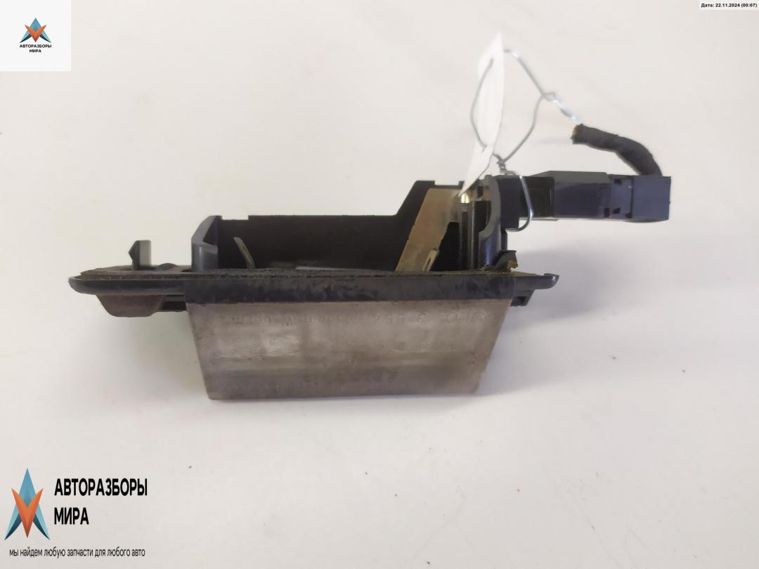 подсветка номера BMW 3 серия E36 1996, 1.6 л., бензин, МКПП, синий, хетчбэк 3 дв., 1387048 - фото №1