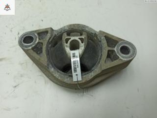 подушка крепления КПП Renault Laguna 3 поколение [рестайлинг] 2010, 2.0 л., дизель, МКПП, чёрный, универсал, 546100004R