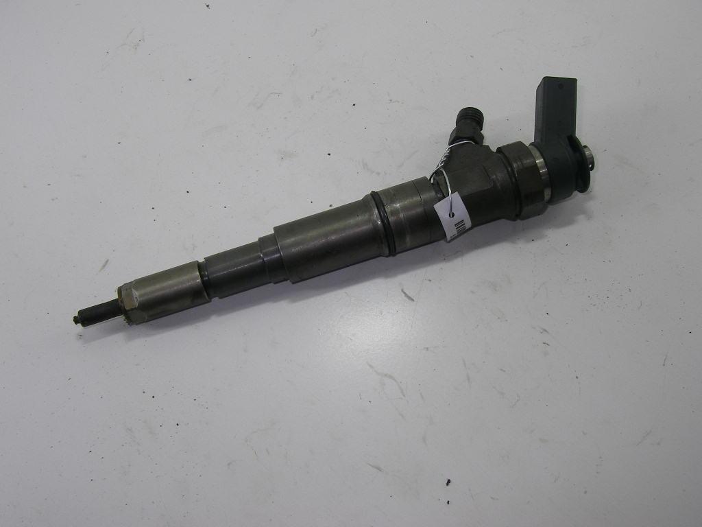 форсунка BMW 3 E46 2003, 2.0 л., дизель, МКПП, серый, универсал, 0986435157