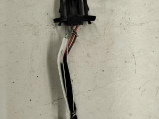 разъем (фишка) проводки Volkswagen Golf 4 поколение 1999, 1.9 л., дизель, МКПП, серый, универсал, 1J0972702