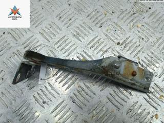 петля капота правая Suzuki Wagon R 2 поколение 1998, красный, хетчбэк 5 дв.