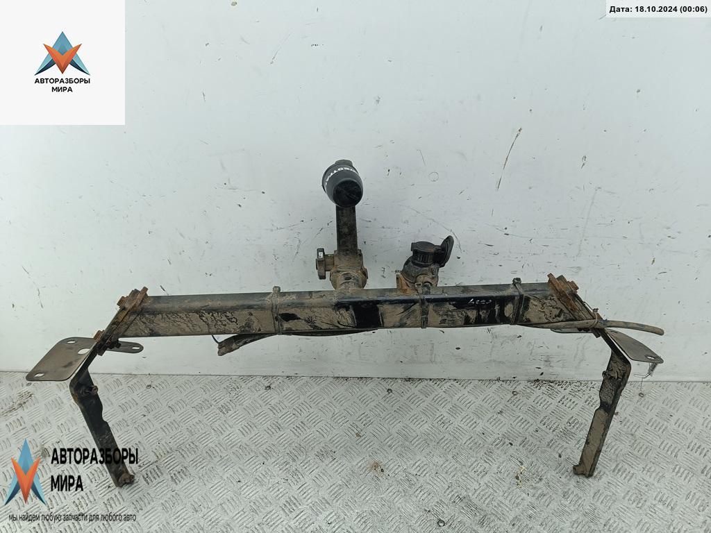 прицепное устройство (фаркоп) Ford B-max 1 поколение 2014, 1.6 л., дизель, МКПП, синий, минивэн - фото №1