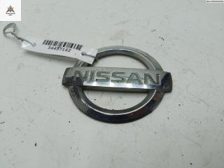 эмблема Nissan X-Trail T30 2002, 2.2 л., дизель, МКПП, чёрный, внедорожник 5 дв.