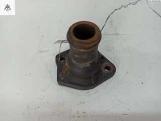 фланец (тройник) системы охлаждения Audi 80 8A/B3 1987, 1.8 л., бензин, МКПП, жёлтый, седан, 026121145E