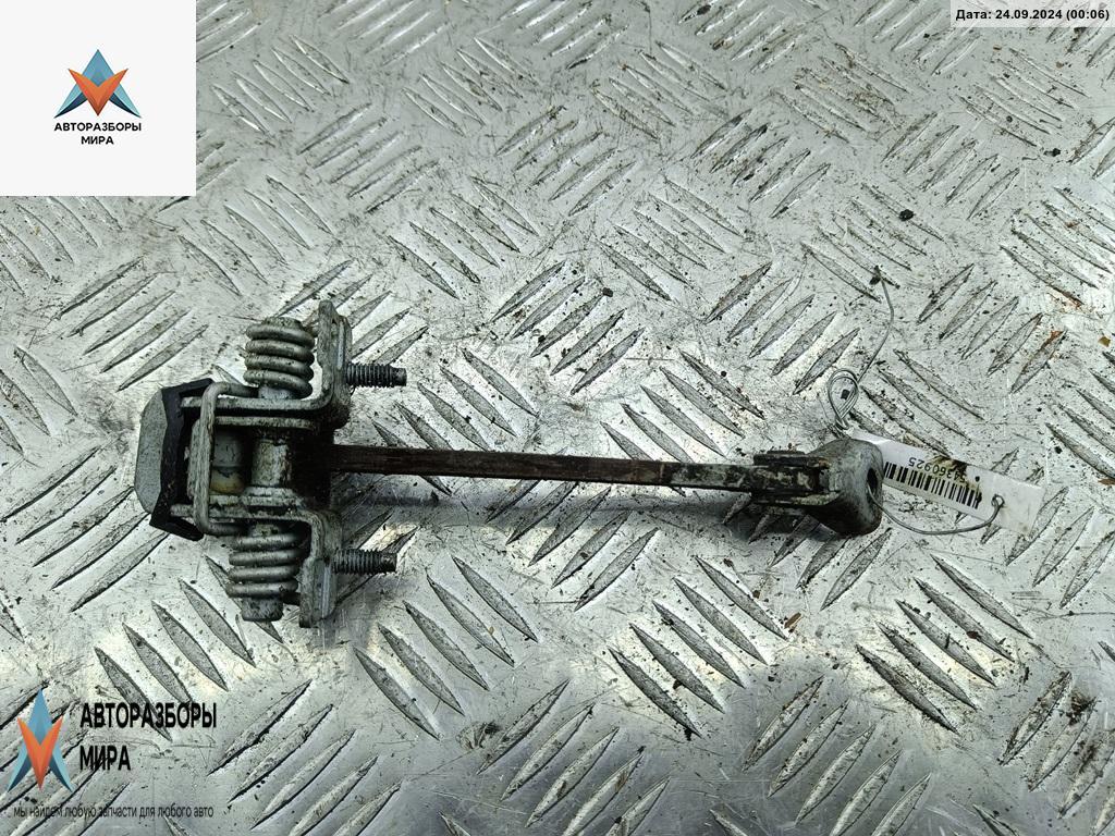 ограничитель открывания двери Opel Vectra C 2002, седан - фото №1