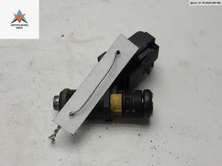 форсунка Volkswagen Golf 5 поколение 2007, 1.4 л., бензин, МКПП, серый, хетчбэк 3 дв., 036906031AG