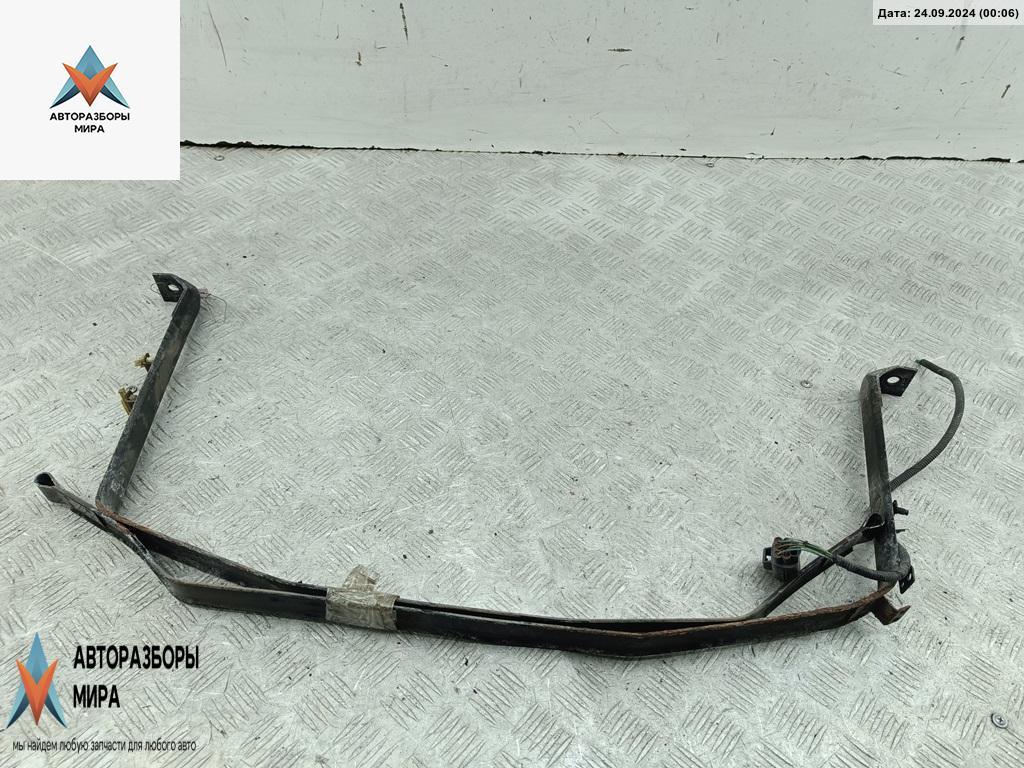 крепление бака топливного Jaguar XJ X351 2011, 3.0 л., дизель, АКПП, чёрный, седан, AW939A171 - фото №1